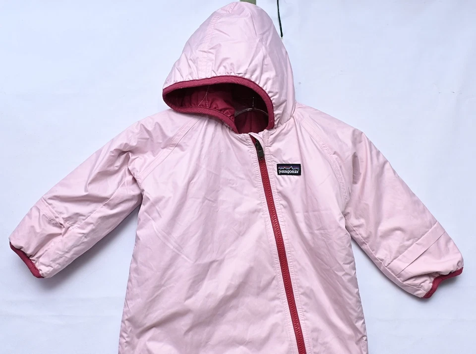 Traje Patagonia Acolchado Rosa Bunting Reversible Con Capucha Una Pieza Infantil Talla 6-12 Foto 2 de 4
