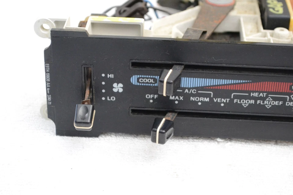 Ford F-150 F-250 F-350 1987-1991 Bronco calefacción aire acondicionado temperatura climatización OEM Foto 3 de 4