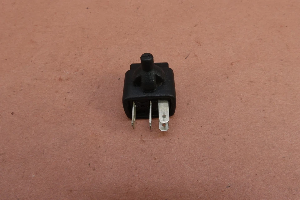 03-06 Relé eléctrico DUCATI 749 999 BIPOSTO Foto 3 de 4