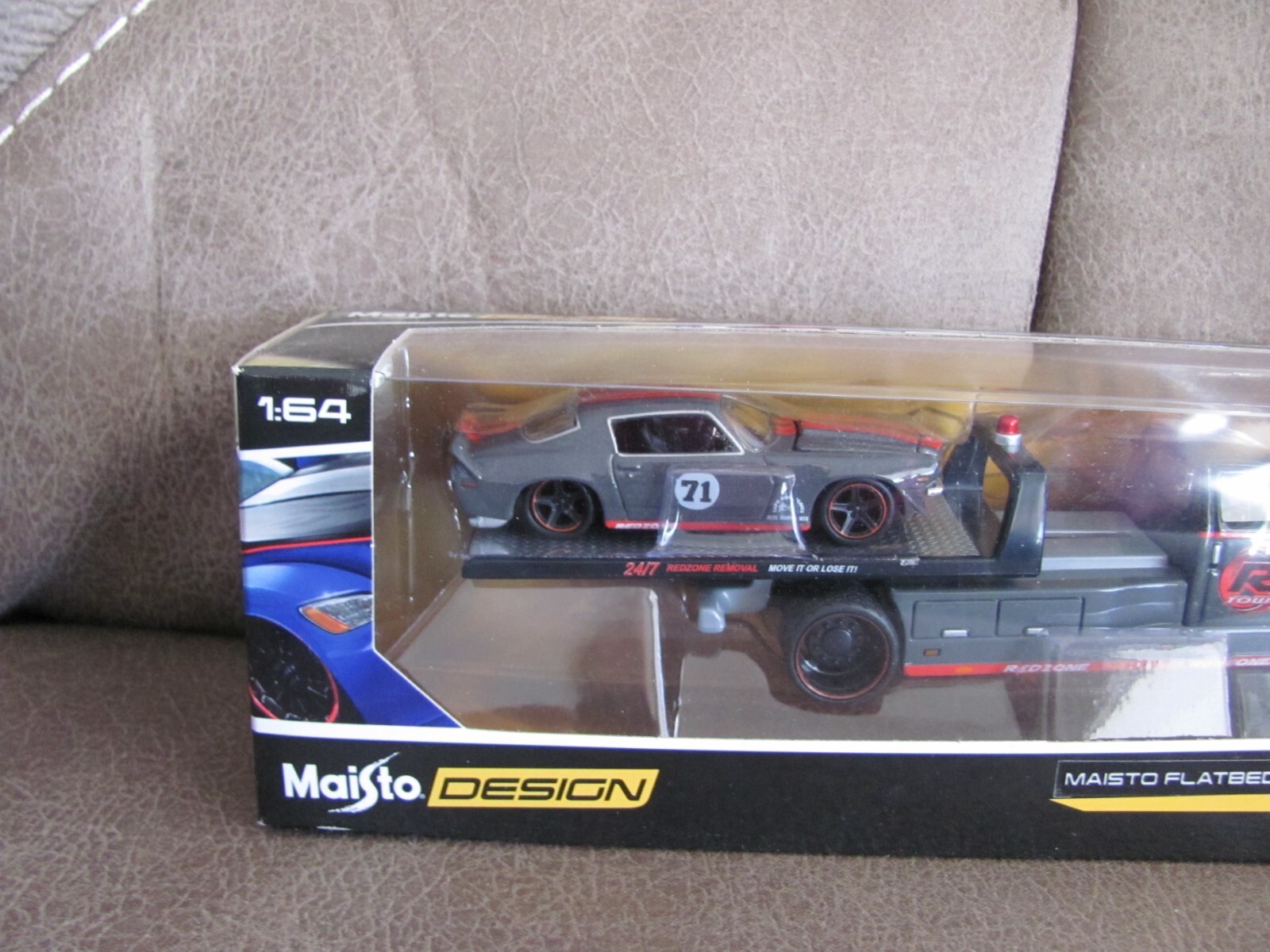 Picture 4 of 6