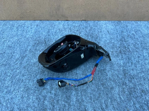 INFINITI Q60 2017-2022 OEM LEFT DRIVER DOOR MIRROR WITH CAMERA (DAMAGED)