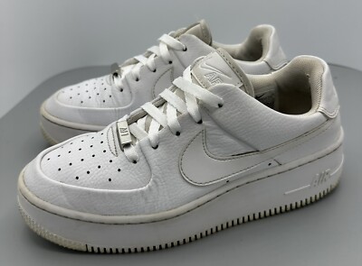 靴 Nike Air Force 1 TRIPLEWHITE AR 5339-100 Nike Air Force 1 Sage Low 'Triple White' Shoes AR5339-100