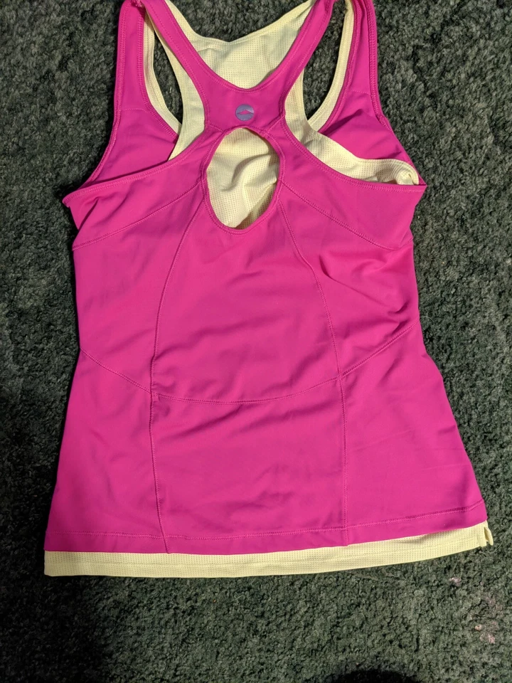 Avia女式锻炼上衣中号,Fushia亮黄色,内置文胸 — 第 3/4 张图片