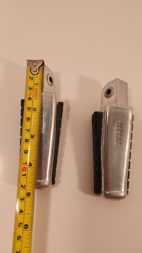 LOT OF 2 YAMAHA FOOTREST PILLION PEGS REAR XV 750 VIRAGO - Picture 12 of 12