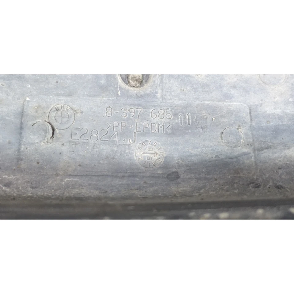 BMW Z3 Roadster 1996-2002 cupé forro interior del guardabarros delantero izquierdo OEM Foto 4 de 4