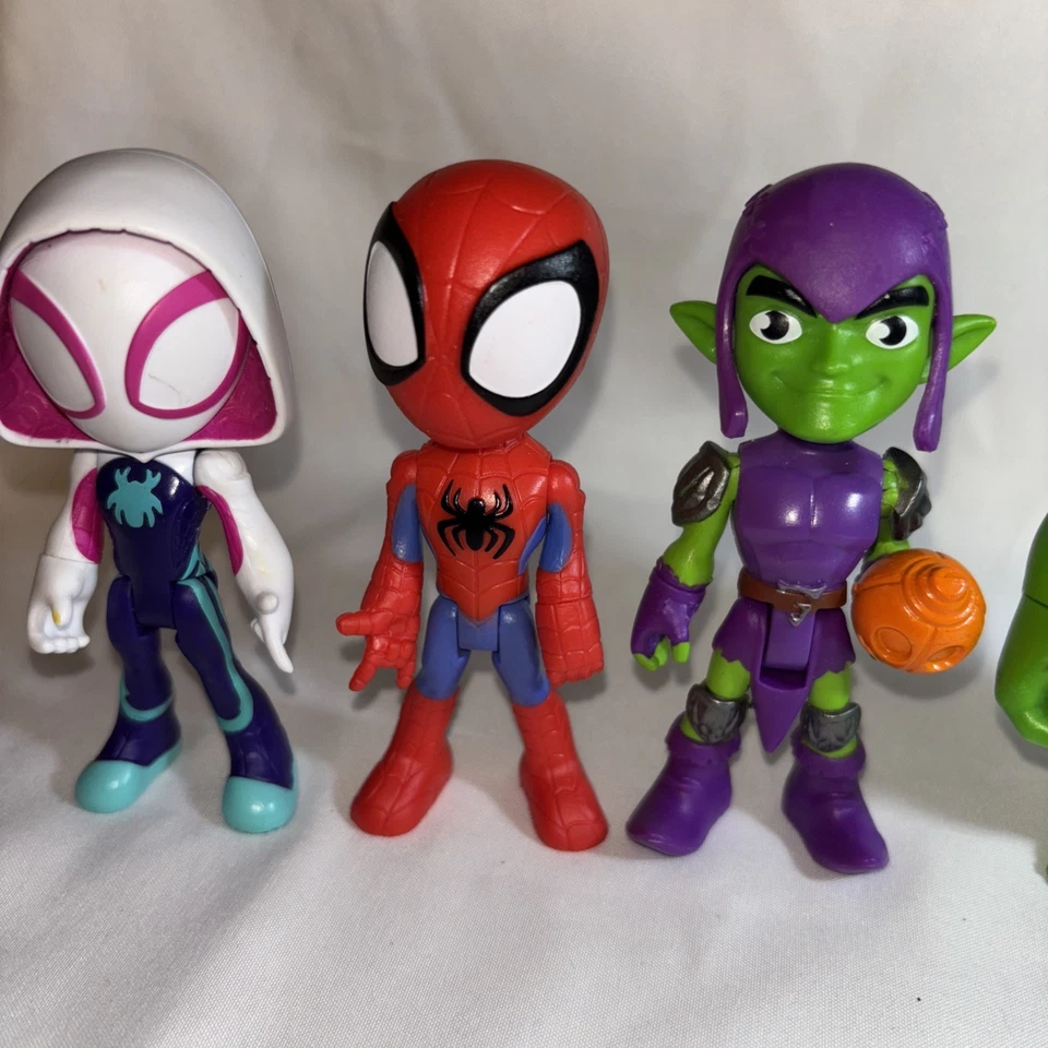 Lote Marvel Spidey y sus increíbles amigos Hulk Gwen Duende Verde Foto 3 de 4