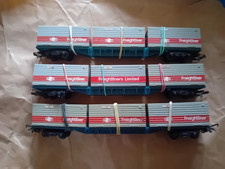 HORNBY 00 GAUGE RAKE OF 3 R.644 FREIGHTLINER CONTAINER WAGONS RED/GREY VGC