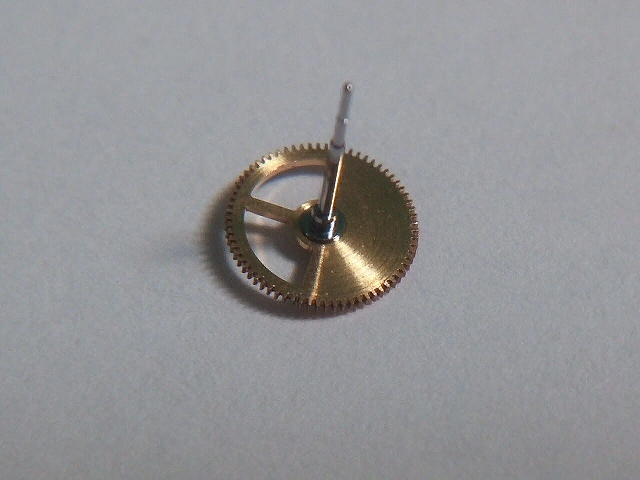 Original ROLEX 4130 820 Chronograph Wheel - YELLOW -RARE - open for watch repair image 3