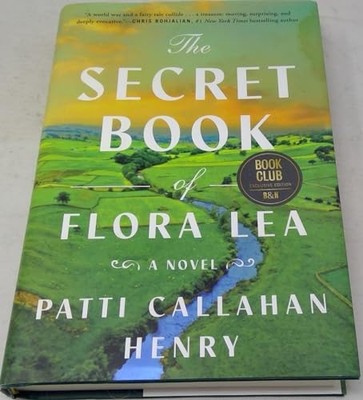 The Secret Book of Flora Lea b - GOOD