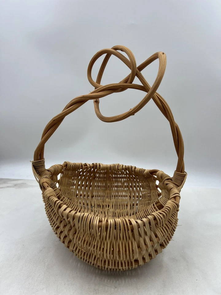 Cesta tejida hecha a mano decoración boho mango de ratán retorcido exhibición artesanal de frutas 13" Foto 2 de 4