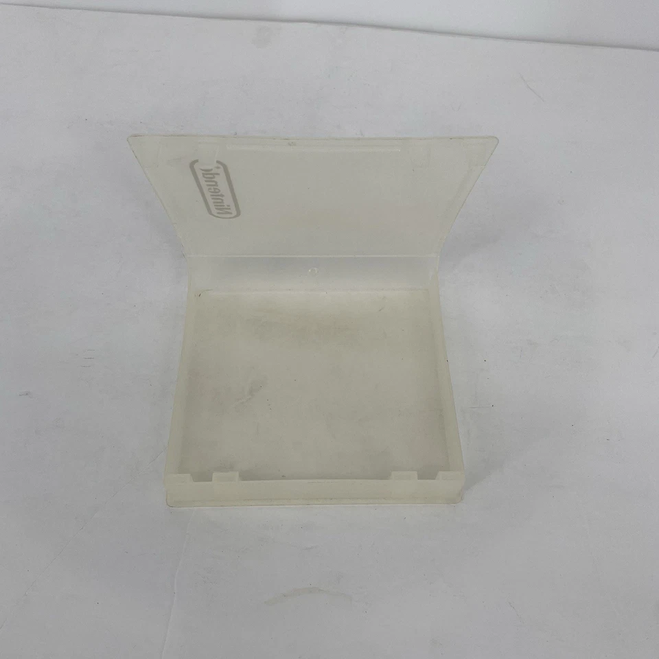 Official Nintendo NES Rental Plastic Clam Shell Game Case Vintage Clear. - Image 4 of 4