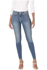 Signature by Levi Strauss & Co. Gold Label Modern Skinny Jeans Bae