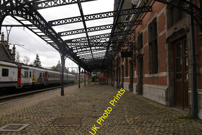 Photo SNCB Belgian Railway 6x4 Station Canopy Ironwork Binche station c2023