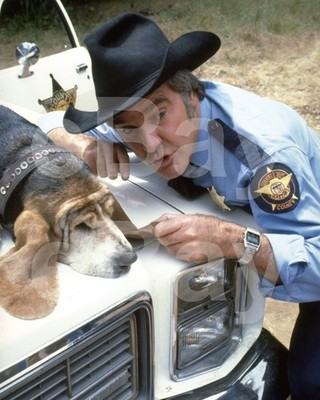 Die Herzbuben (TV) James Best ''Rosco P. Coltrane'' 10x8 Foto