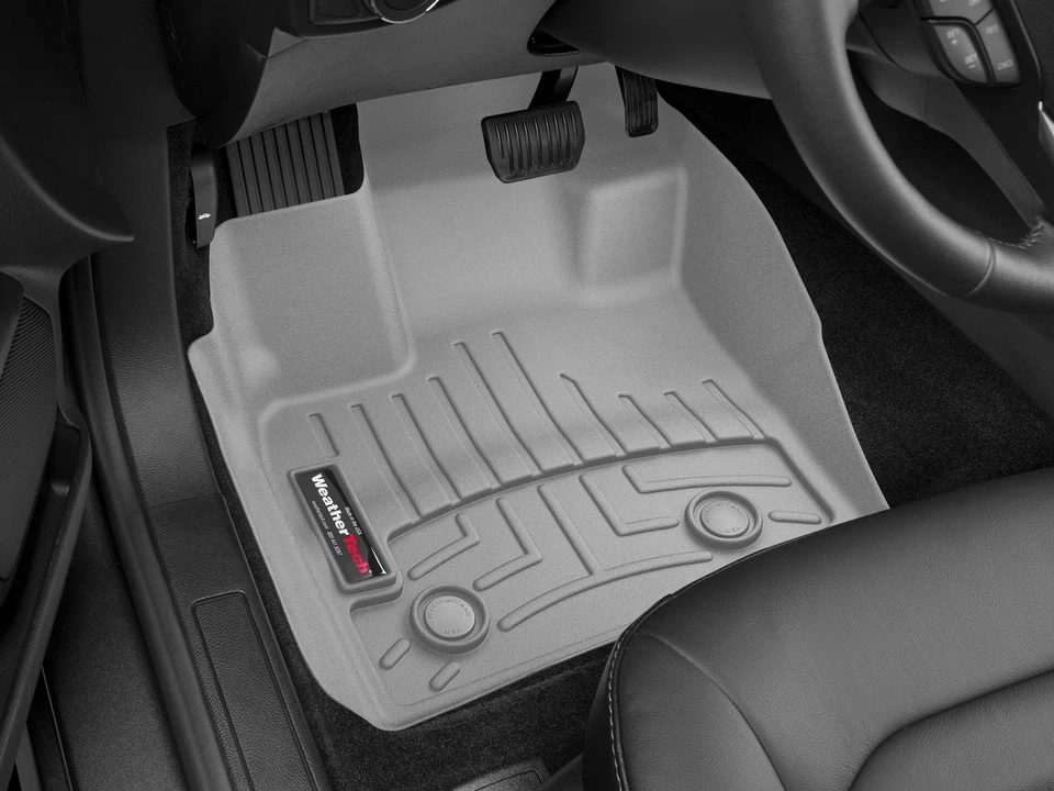 WeatherTech FloorLiner for 1998-2011 Lincoln Town Car - Black - Image 2 of 4