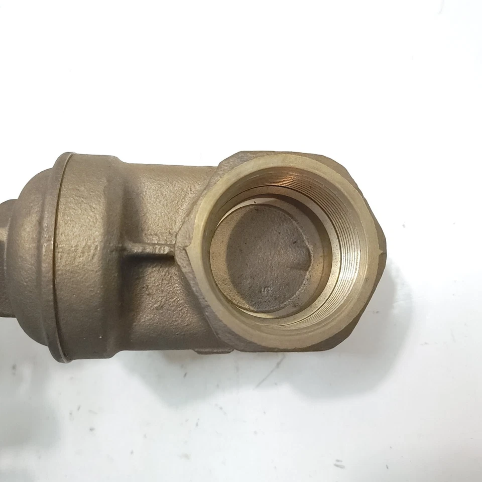 Milwaukee Valve Bronze Globe Valve Fig 1140 150 S.W.P. 300 W.O.G. - Image 4 of 4