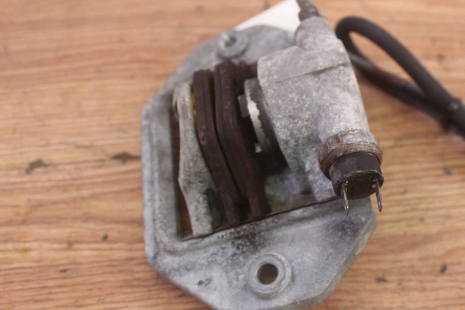 1996 POLARIS INDY 500 SKS 制动卡钳带软管 — 第 4/4 张图片