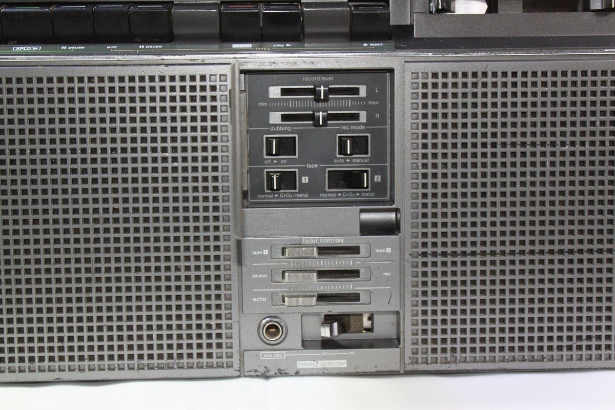 SHARP RD-688AV Professional Stereo Double-Cassette Tape Recorder