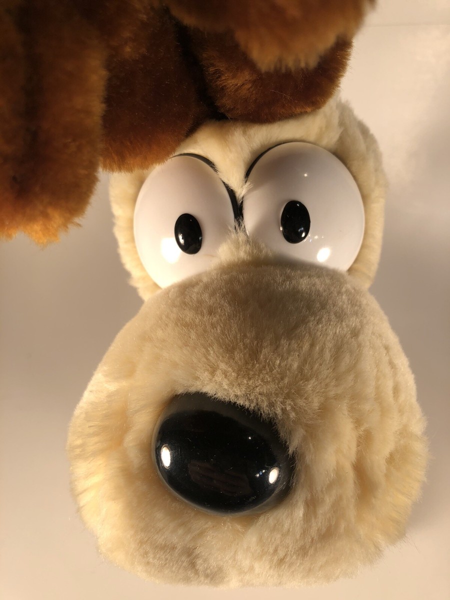 Vintage 1983 Odie United Feature Syndicate Dakin Plush Dog