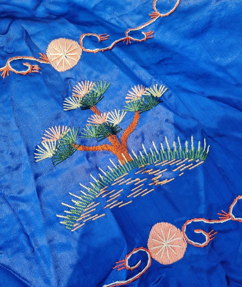 Nappe Asiatique Ancienne 1950 Brodé Et Soie - Photo 3/4