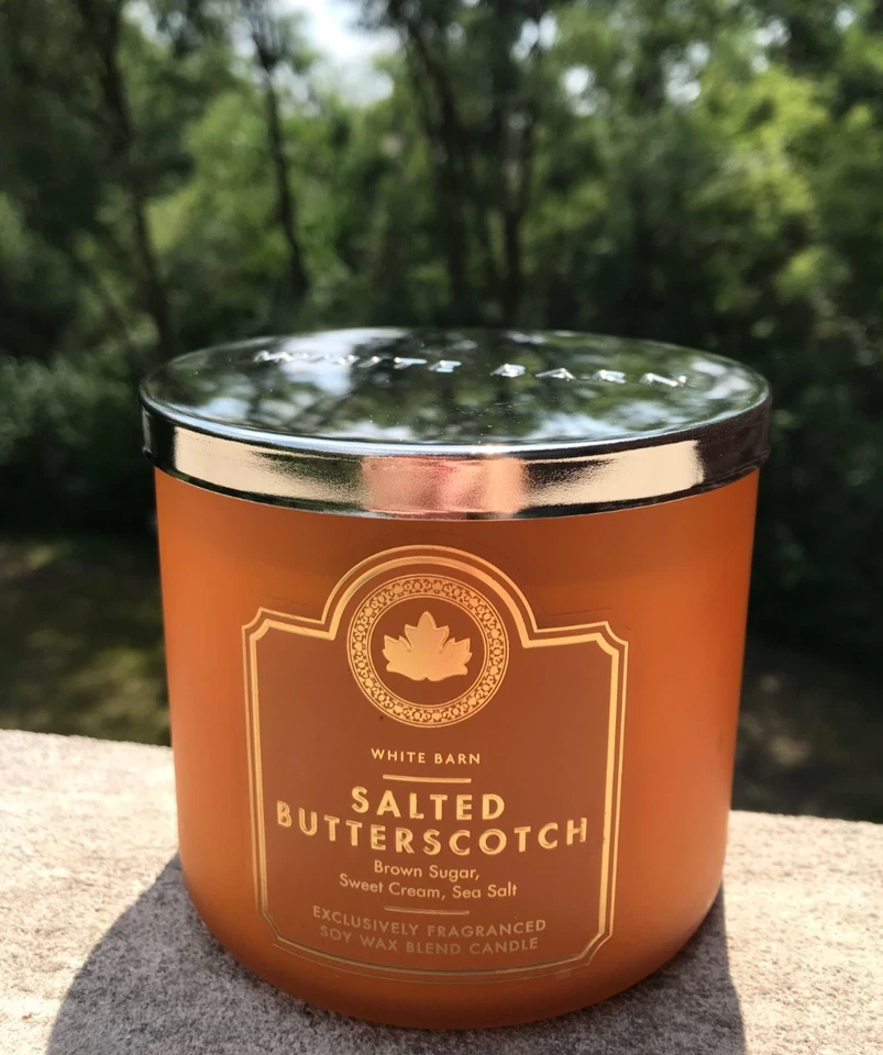 Vela de 3 pavios salgada Bath & Body Works caramelo nova em folha lacrada - 14,5 oz - Imagem 2 de 4