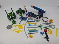 Imaginext Accessory Lot - Green Arrow Launcher, Missiles, Weapons, Figures