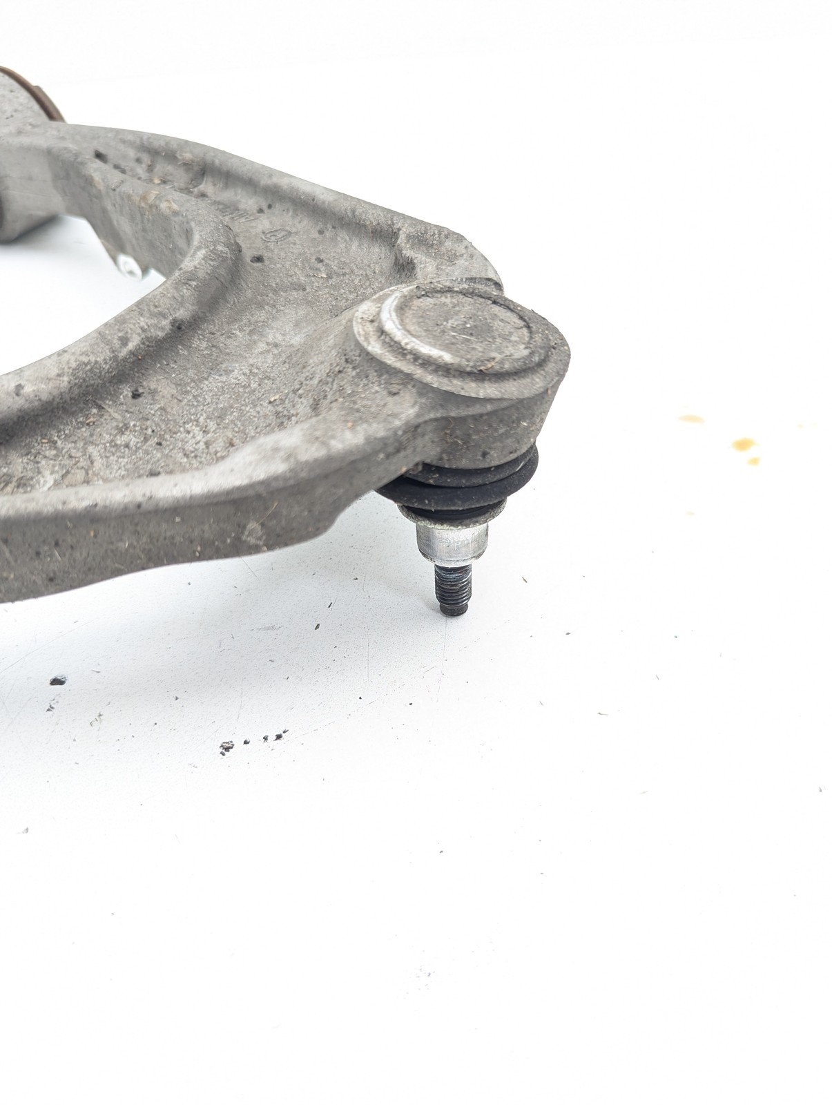 14-16 Maserati Quattroporte M156 Front Right Side Upper Control Arm OEM