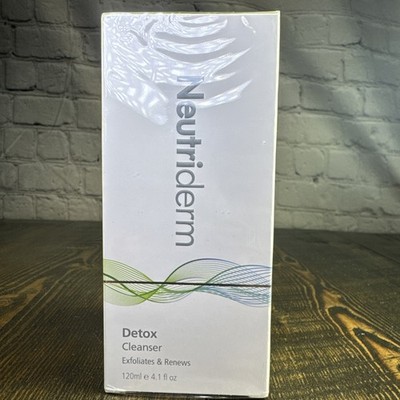NEUTRIDERM Detox Gentle Renews & Exfoliating Face Cleanser 4.1 Fl Oz