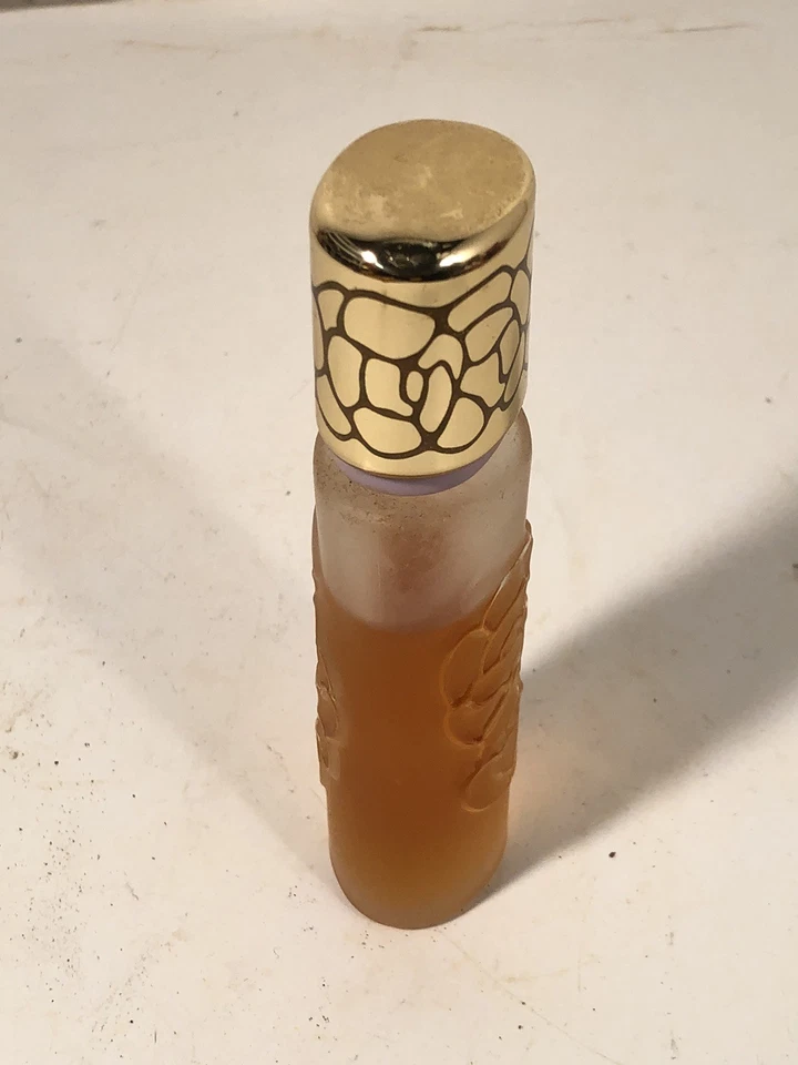 De colección Quelques Fleurs Royale Por Houbigant Eau De Parfum Splash 1.67 fl oz Ver Relleno Foto 3 de 4