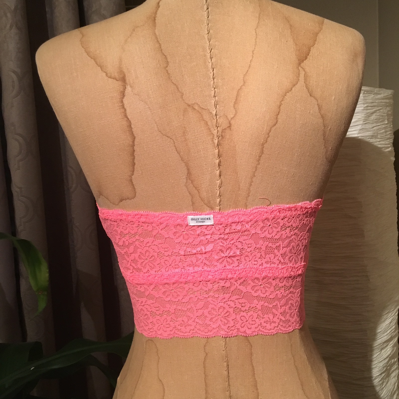 NWT Gilly Hicks Neon Pink Coral Lace Strapless Floral Bralette Crop Top  Size S