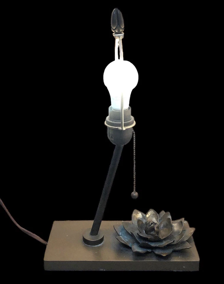 Lámpara Floral Arteriors Laura Kirar Latón Bronce Ramillete Flor Foto 3 de 4