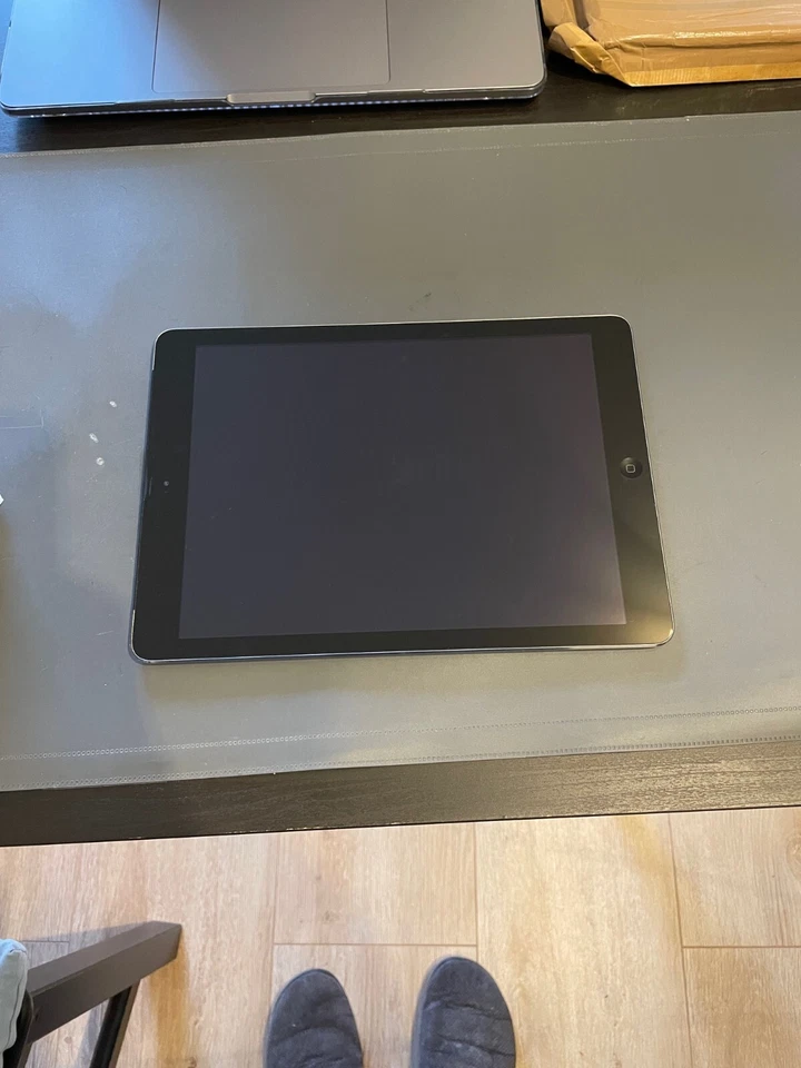 Apple iPad Air 64 · 64GB · Wi-Fi, Foto 1 von 5
