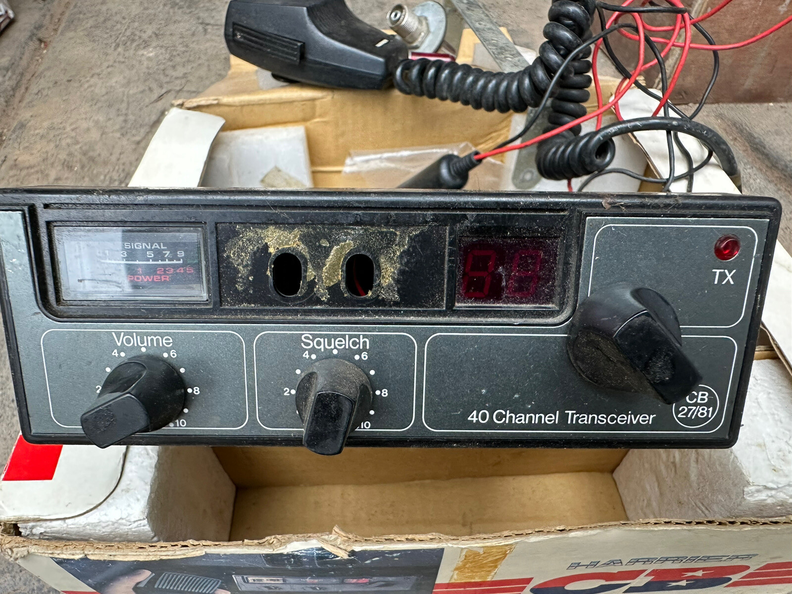 Harrier CB Radio 40 FM Channel 27/81 Boxed with Original Handset