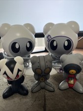 U.B. FUNKEYS 2 Hubs And 3 Characters