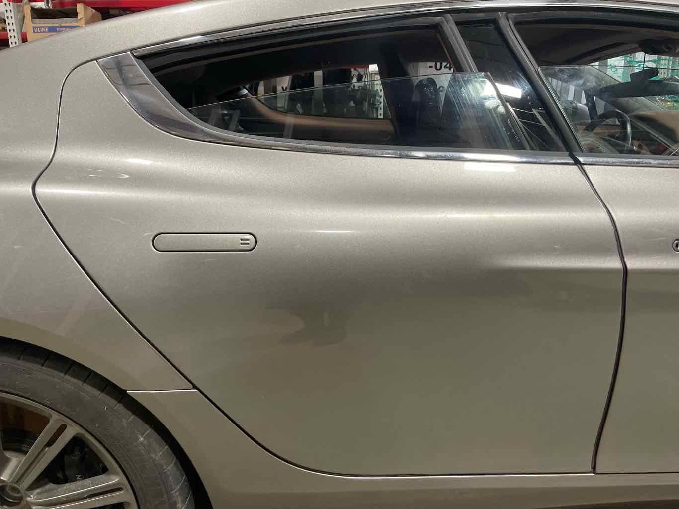2010 Aston Martin Rapide Passengers Right Rear Door Quantum Silver Ad43-66-10128