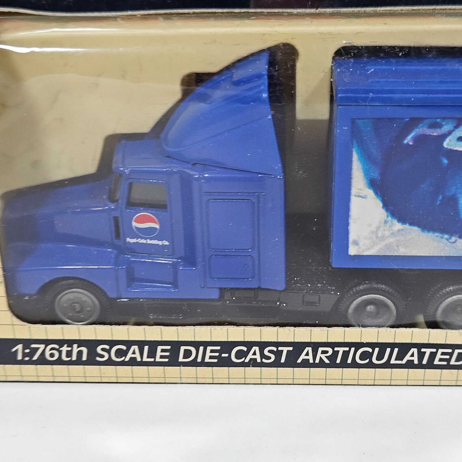 Picture 2 of 9