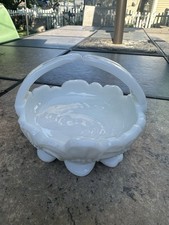Vtg Cute Little Fenton Milk Glass Hobnail With Flower Pattern