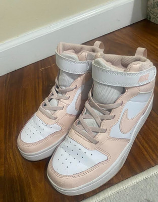 Girls Nike Sneakers