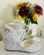 Fabulous Handmade Floral Lace Wedge Wedding Shoes, w/ Pearls. Size 38EU 7.5 US 