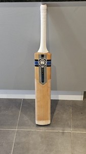 Newbery Crusader Player English Willow Cricket Bat # Rare piece
