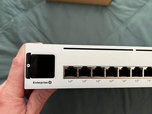 Ubiquiti USW-Enterprise-24-PoE Rack Mountable 10Gbps PoE SFP Switch - Afbeelding 4 van 6