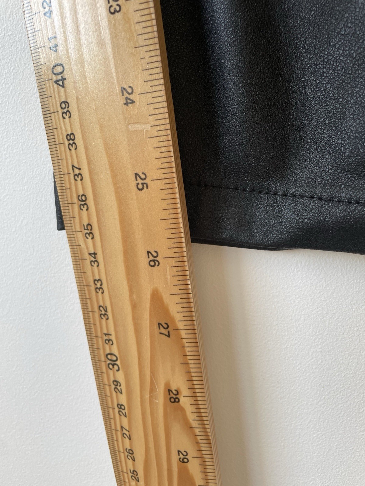 Zara Wet Look High Waisted Cropped Jeans Womens M UK 12 Black Trousers thumbnail 10