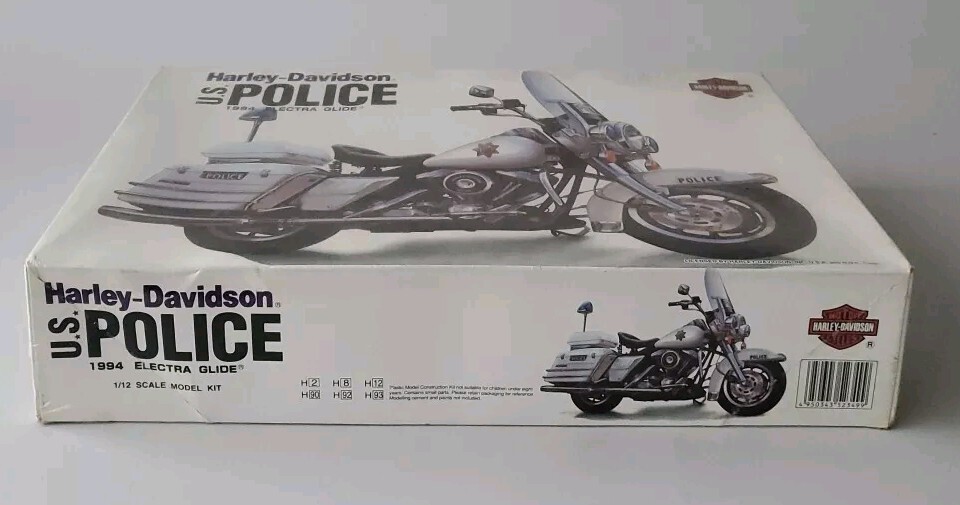 U.S. POLICE 1994 ELECTRA GLIDE HARLEY-DAVIDSON VINTAGE 1/12