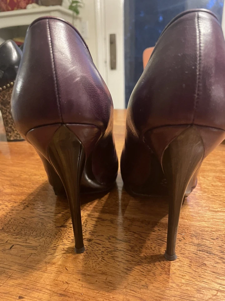 Tacones italianos de cuero Georgina Goodman Foto 3 de 4