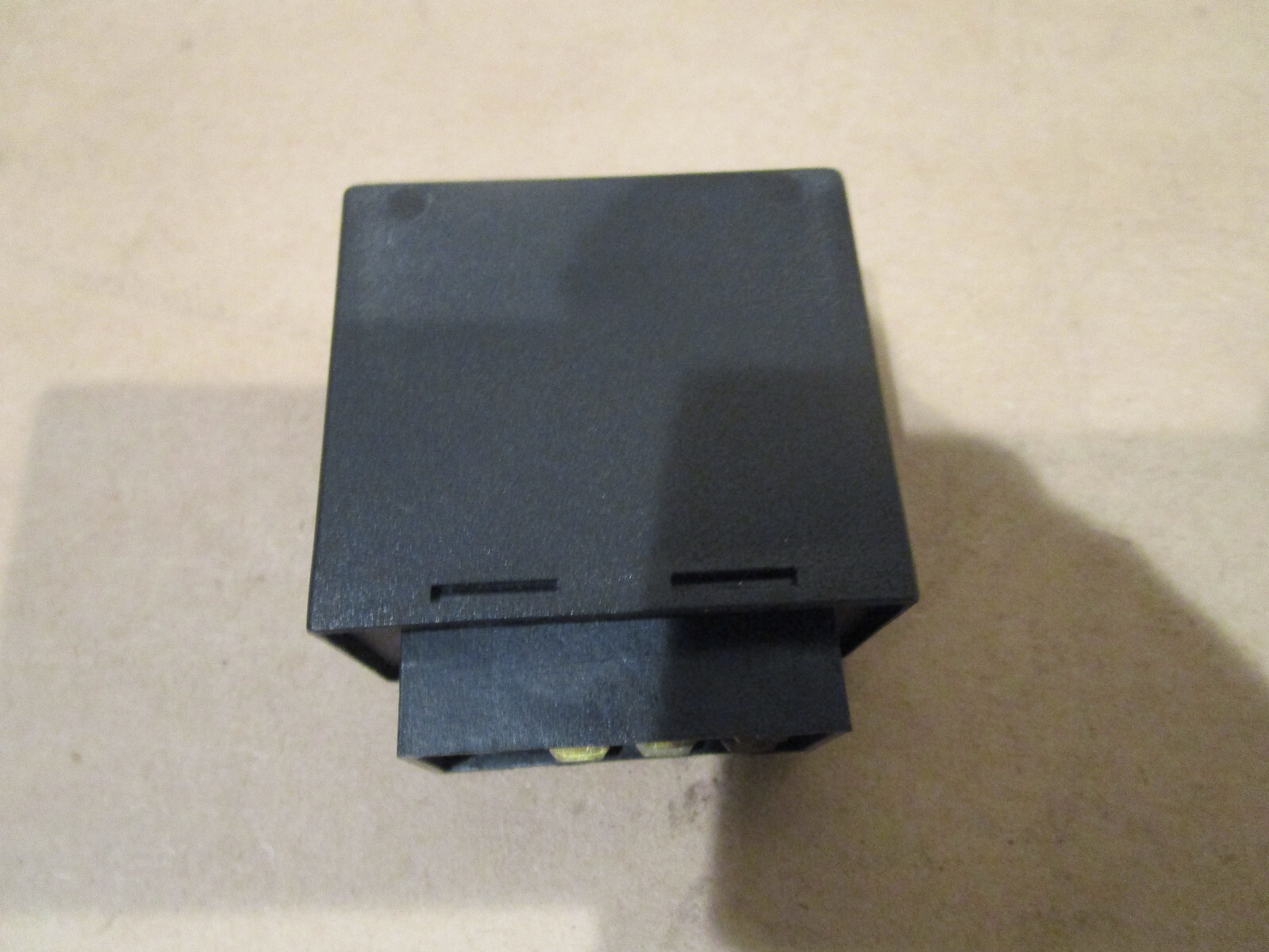Ferrari  Mondial - Wiper Delay Relay -P/N 115979