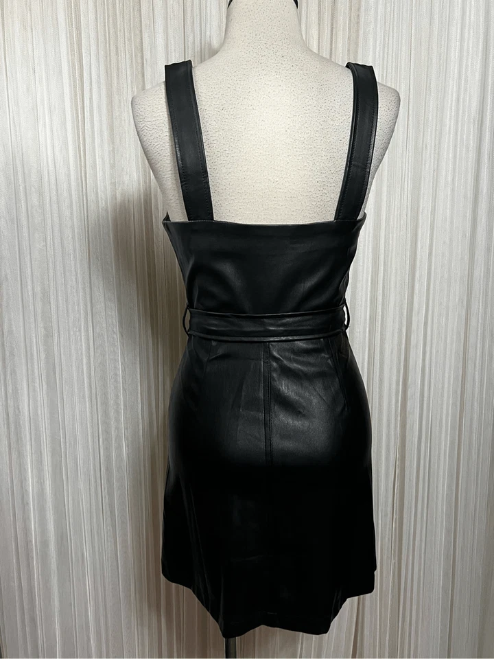 Sexy Vestido Love Tree Nuevo con Etiquetas Cuero Vegano Sin Mangas con Tirantes Talla Pequeña Foto 2 de 4