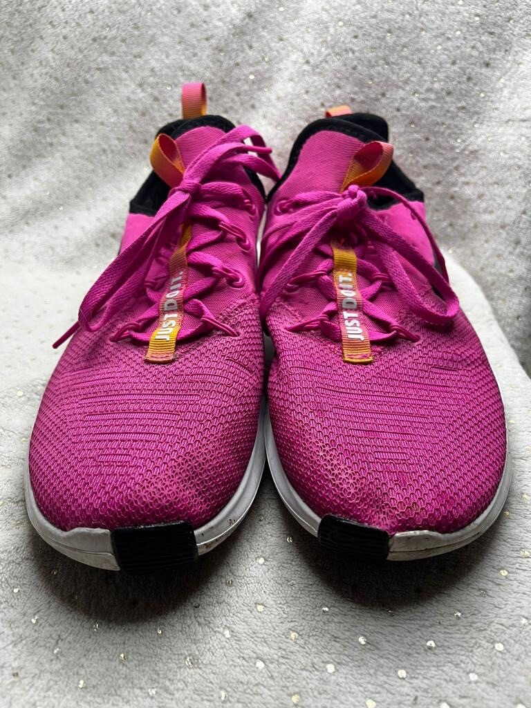 Nike Shoes Women Size 8.5 Free TR 8 942888-601 Training Pink Black