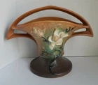 Vtg Roseville Pottery Magnolia Double Handled Brown Vase Basket Floral 385 10"