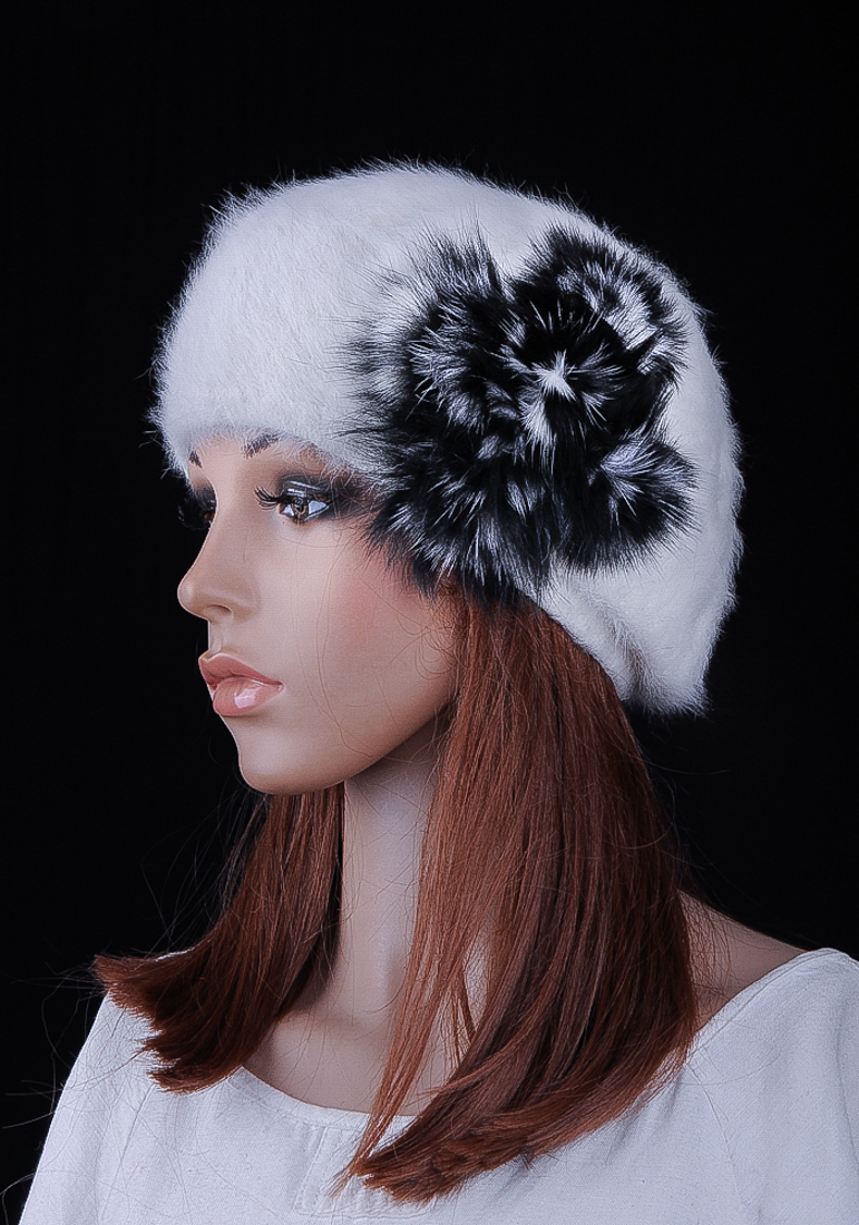 Beautiful Cute Real Fur Flowers Warm Winter Rabbit Fur Beret  display picture 2