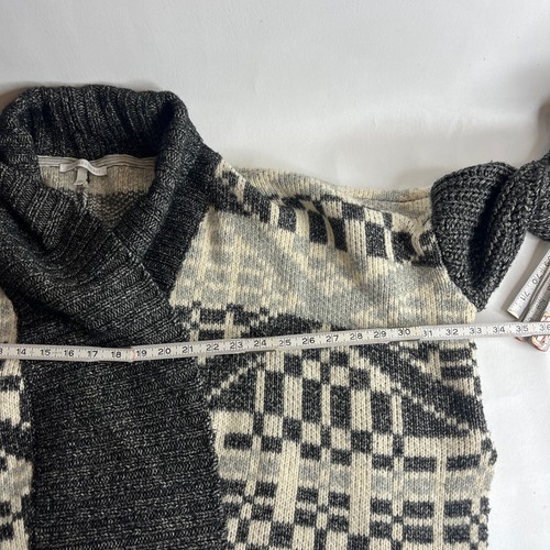 Victoria's Secret Womens Cardigan Sweater Size Large Gray Wool Shawl Collar - Picture 8 of 10